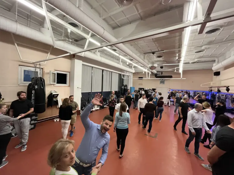 Társastánc csoortos órák Győrben felnőtteknek